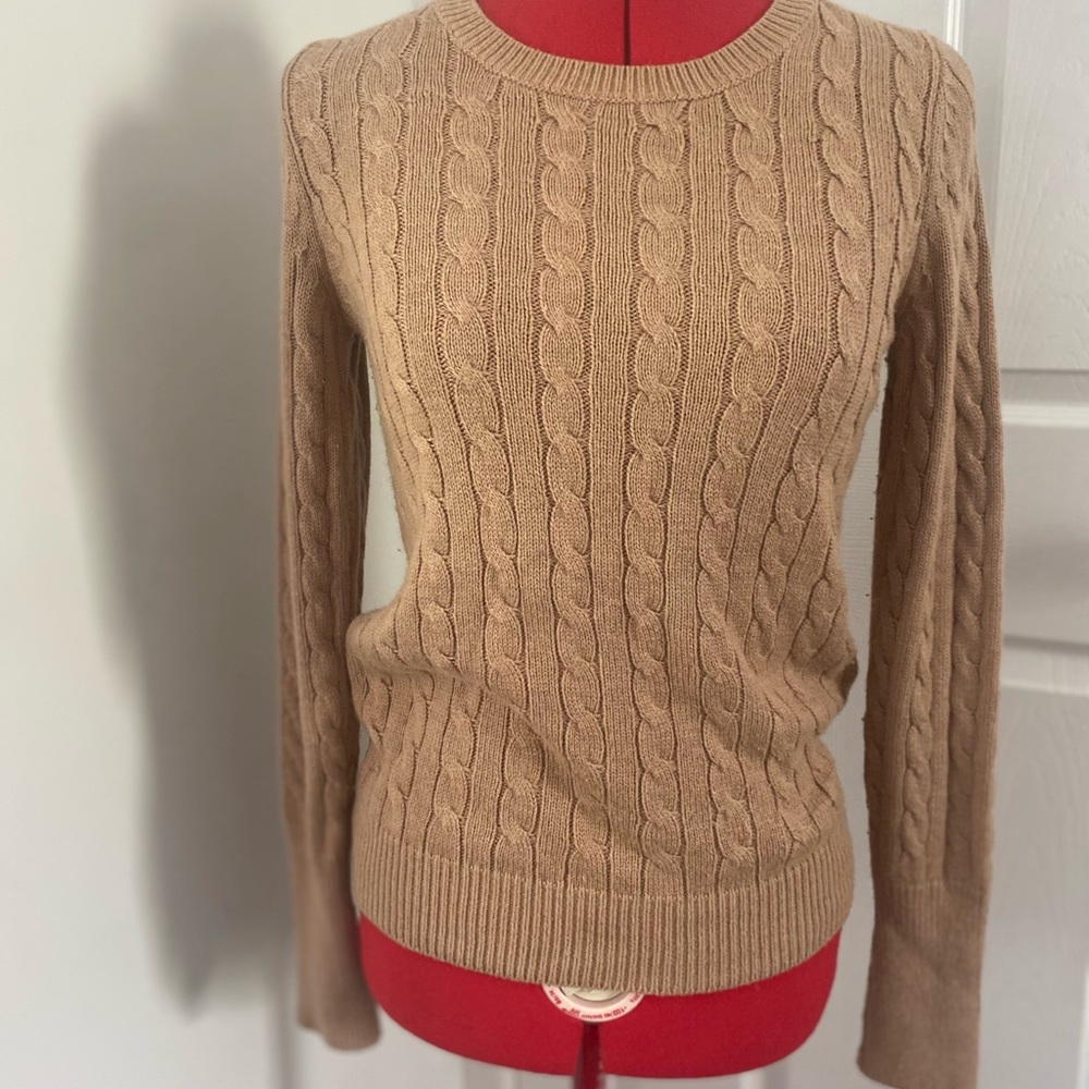 GAP cable-knit tan sweater size small